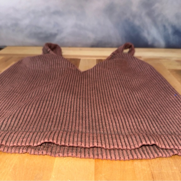 FREE PEOPLE TANK TOP M/L - Picture 3 of 9